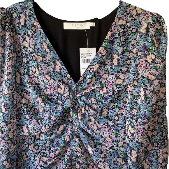 ASTR the Label 🆕 Dress Midi Ruched Front Asymmetric Floral Print Size Medium - Picture 4 of 8